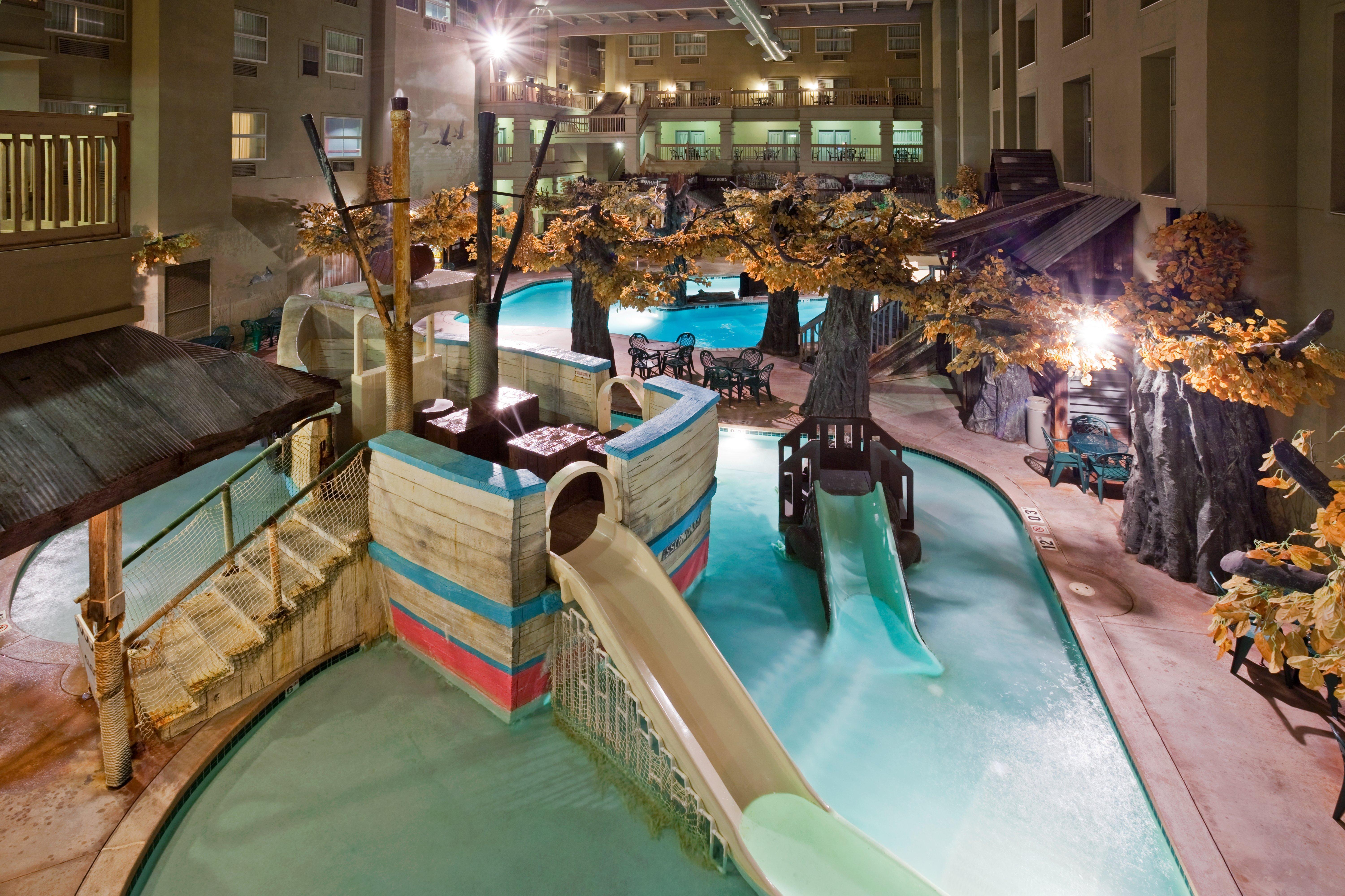Holiday Inn Hotel & Suites Madison West - Middleton By Ihg Экстерьер фото