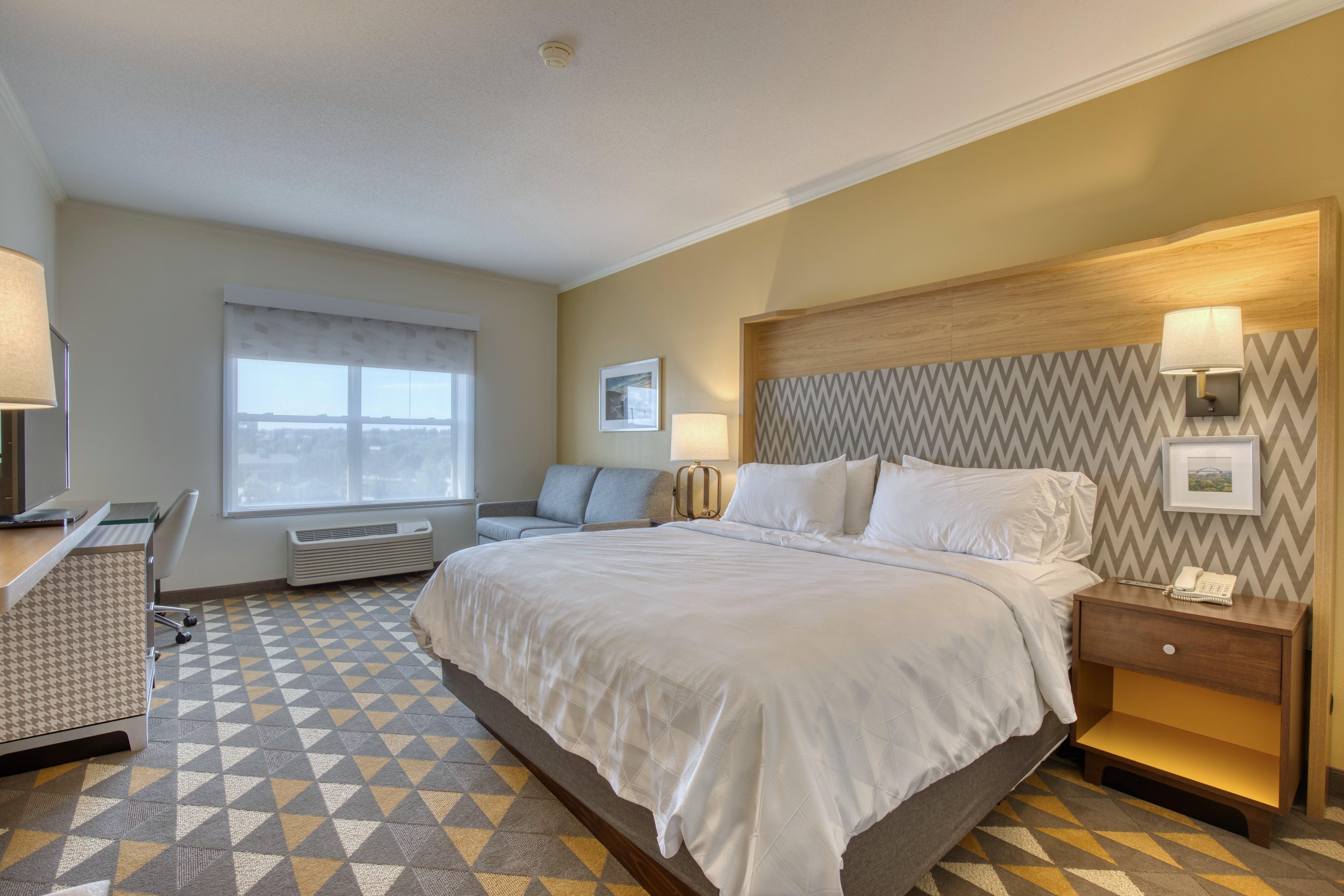 Holiday Inn Hotel & Suites Madison West - Middleton By Ihg Экстерьер фото