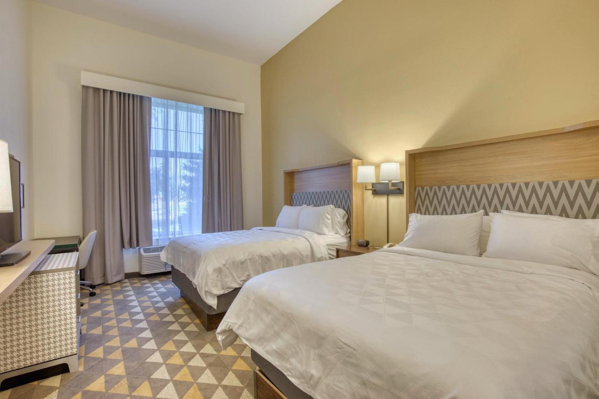 Holiday Inn Hotel & Suites Madison West - Middleton By Ihg Экстерьер фото